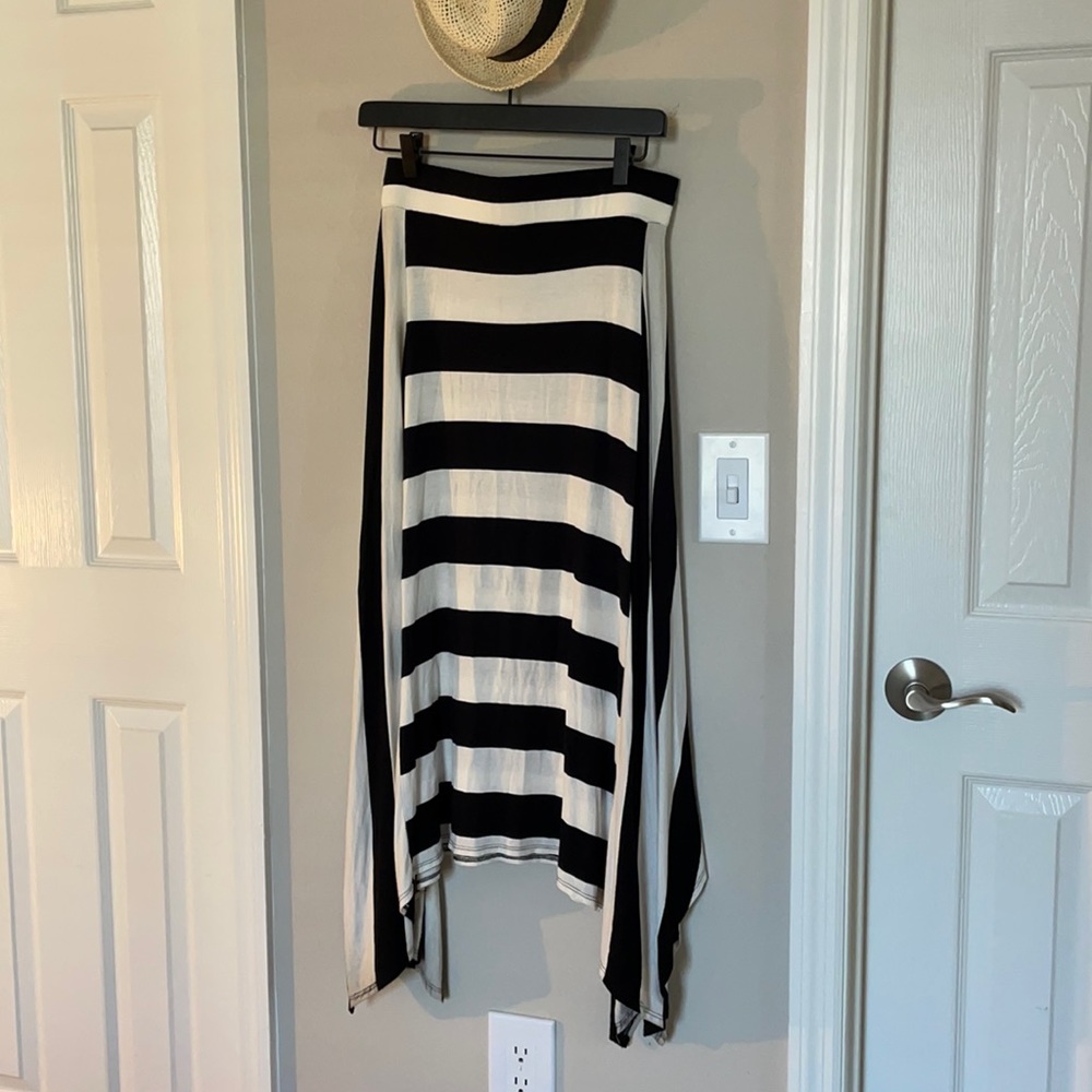 Maxi skirt